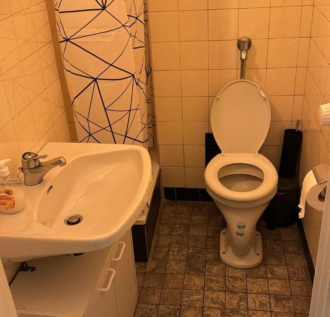 Studio Apartment In كولونيا